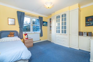 Bedroom- click for photo gallery